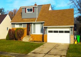 Linda Dr, Cleveland, Ohio 44117, ,House,Sold,Linda Dr,1017